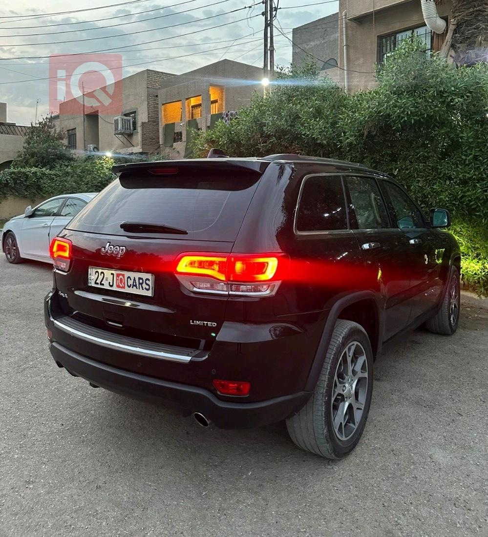 جيب جراند شيروكي